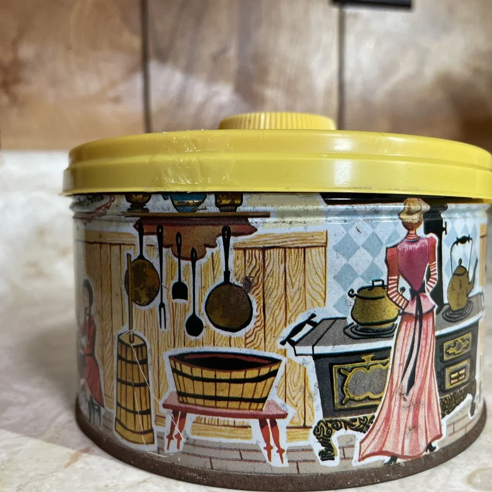 Vintage‎ Mrs. Leland's Butter Bits Candy Tin With Yellow Lid